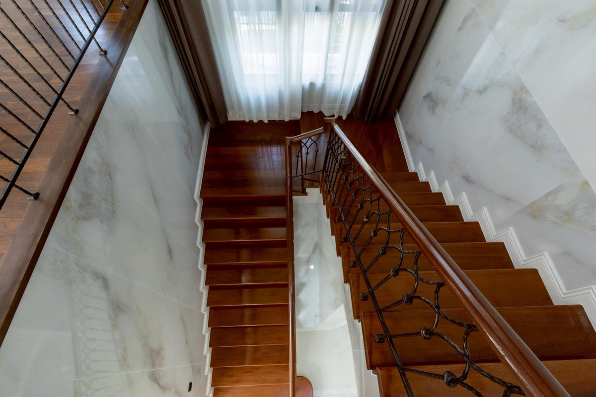 ขายบ้านสมุทรปราการ สำโรง : แกรนด์ บางกอก บูเลอวาร์ด ศรีนครินทร์ / 5 ห้องนอน (ขาย), Grand Bangkok Boulevard Srinakarin / 5 Bedrooms (FOR SALE) FON283