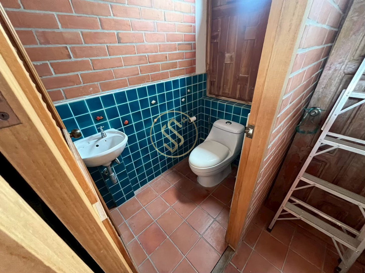 ขายบ้านชะอำ เพชรบุรี : ขายบ้านเรือนไทยไม้สักทั้งหลัง  ในโครงการ ปาล์มฮิลส์ กอล์ฟ คลับ แอนด์ เรสซิเดนซ์ ทำเลชะอำ ,เพชรบุรี