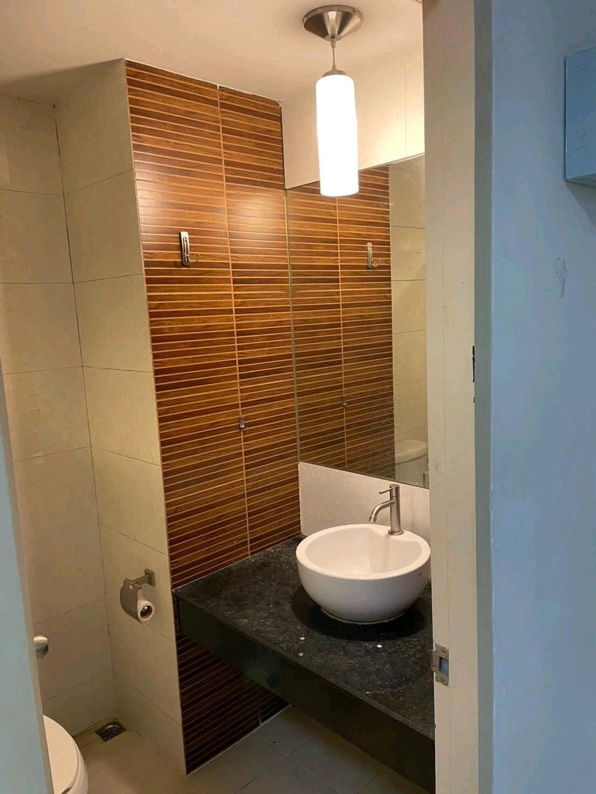 For RentCondoRama9, Petchburi, RCA : ✨ Beautiful room, prime location in the heart of the city, near MRT, ready to move in immediately!