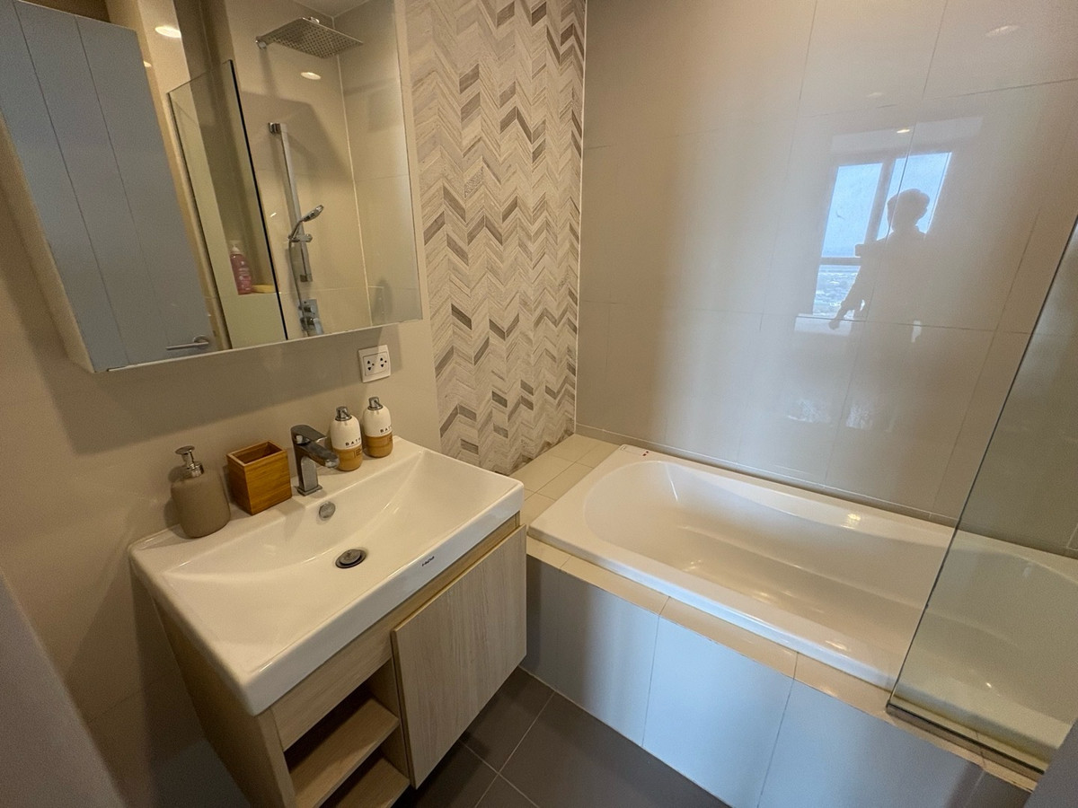 For RentCondoSukhumvit, Asoke, Thonglor : 🔥Rent 1BR🔥35sqm🔥Floor27🔥22,000/month