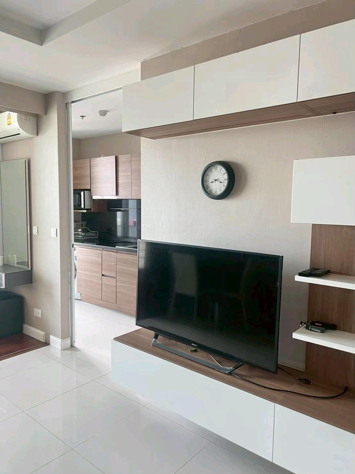 For RentCondoSamut Prakan,Samrong : #E205 (previous code S1888) 🎉 260369 Condo for rent at The Metropolis Samrong
