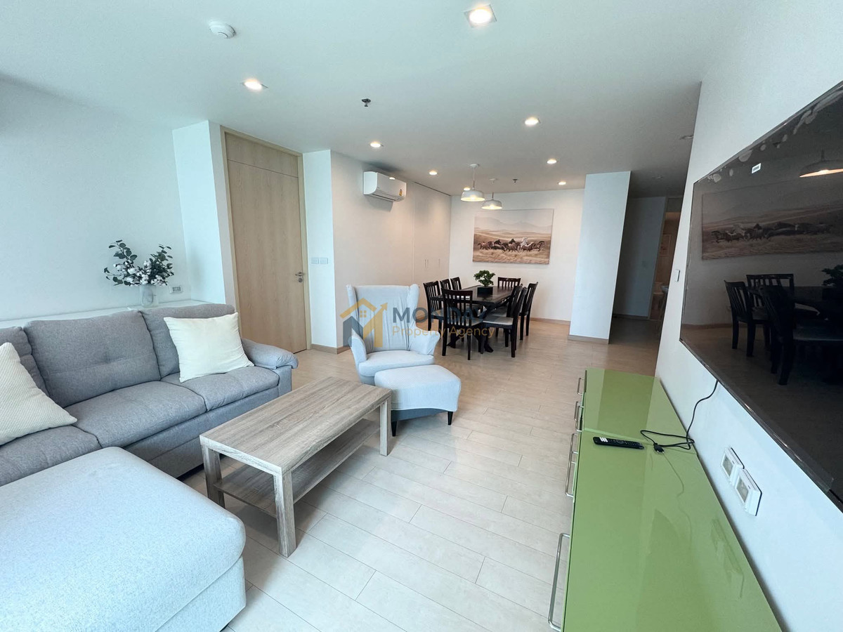 For RentCondoSilom, Saladaeng, Bangrak : 🔥 Available Now! Ready to Move In! Washing Machine Included. Silom Suite - Book Before It's Gone! 🔥 MD-26028888