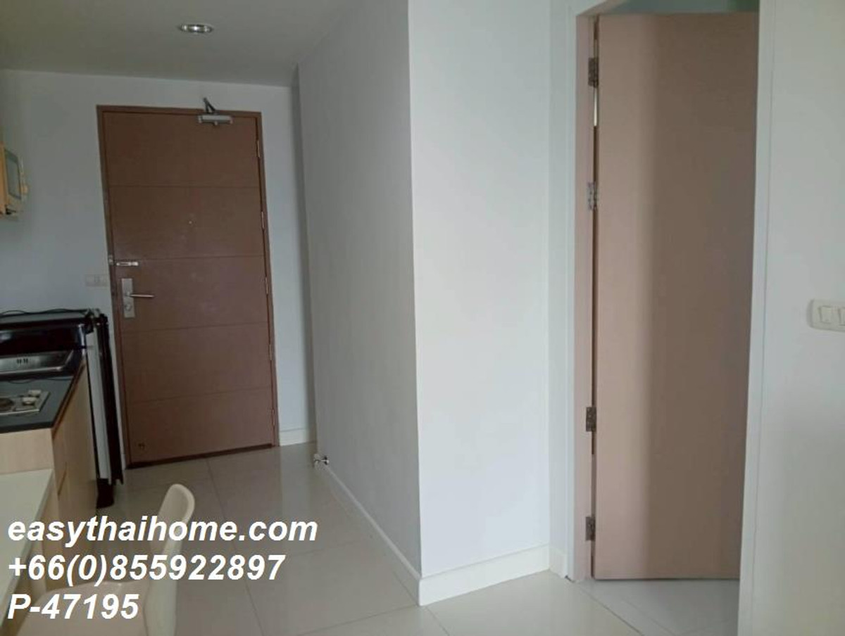 For RentCondoWongwianyai, Charoennakor : P-47195 IDEO Blucove Sathorn: Stunning City View 1-Bedroom for Rent Near Wongwian Yai  BTS  - 12,000 THB Line Id: @easythaihome 085-592-2897