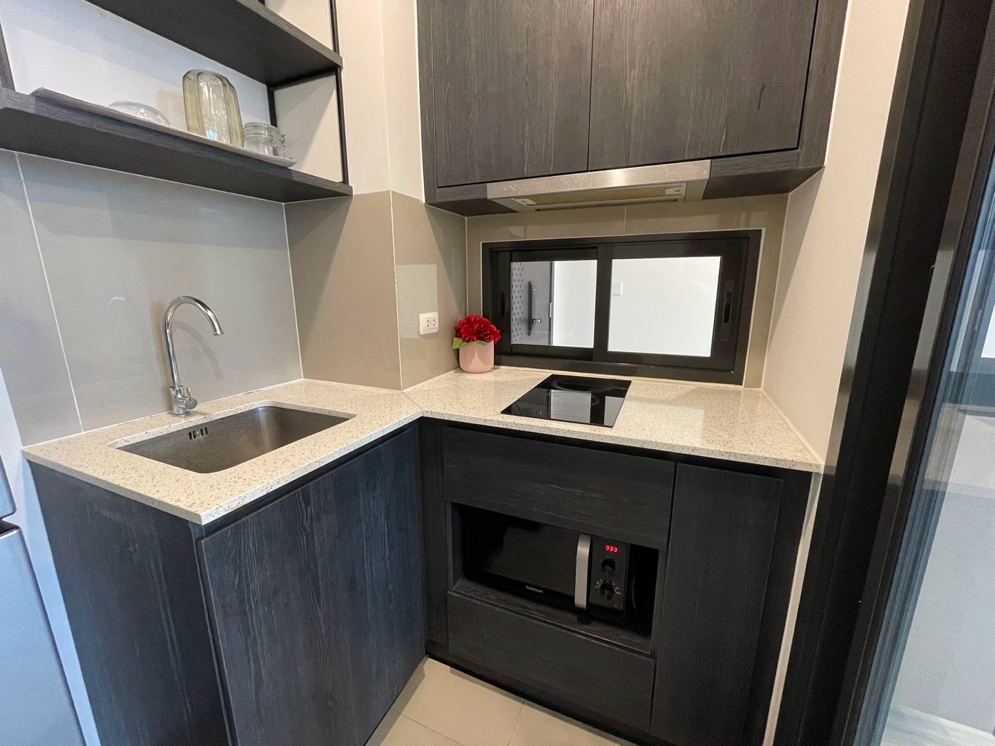 ให้เช่าคอนโดรัชดา ห้วยขวาง : 2 Bed XT HUAIKHWANG Ready to move in