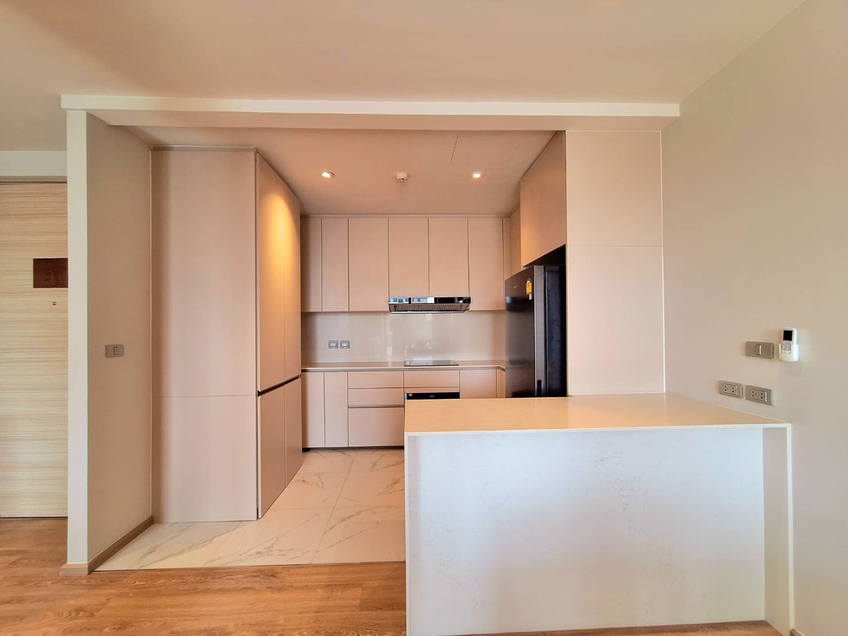 For RentBangna, Bearing, Lasalle : Bearing Residence 2 Bedroom 129 Sq.m. Please call: 062-496-6454