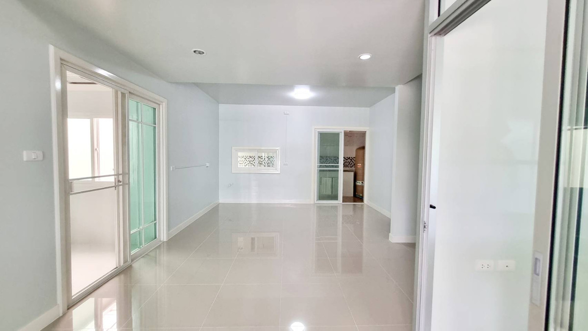 Nonthaburi, Bang Yai, Bangbuathong : 96915 - Sale/Rent Sale For Rent 2-story semi-detached house, Areeya Village, The Village, Chaiyaphruek - Wongwaen Flace 6, Sai Noi Subdistrict, Sai Noi District, Nonthaburi Province.