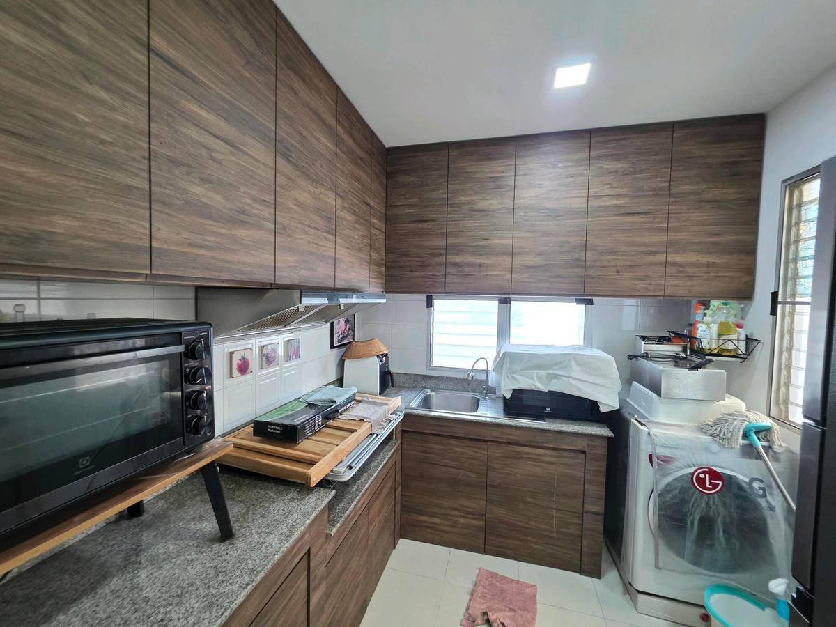 ให้เช่าบ้านลาดกระบัง สุวรรณภูมิ : บ้านเดี่ยว มัณฑนา 2 วงแหวน-อ่อนนุช (Mantana 2 Wongwaen-Onnut)