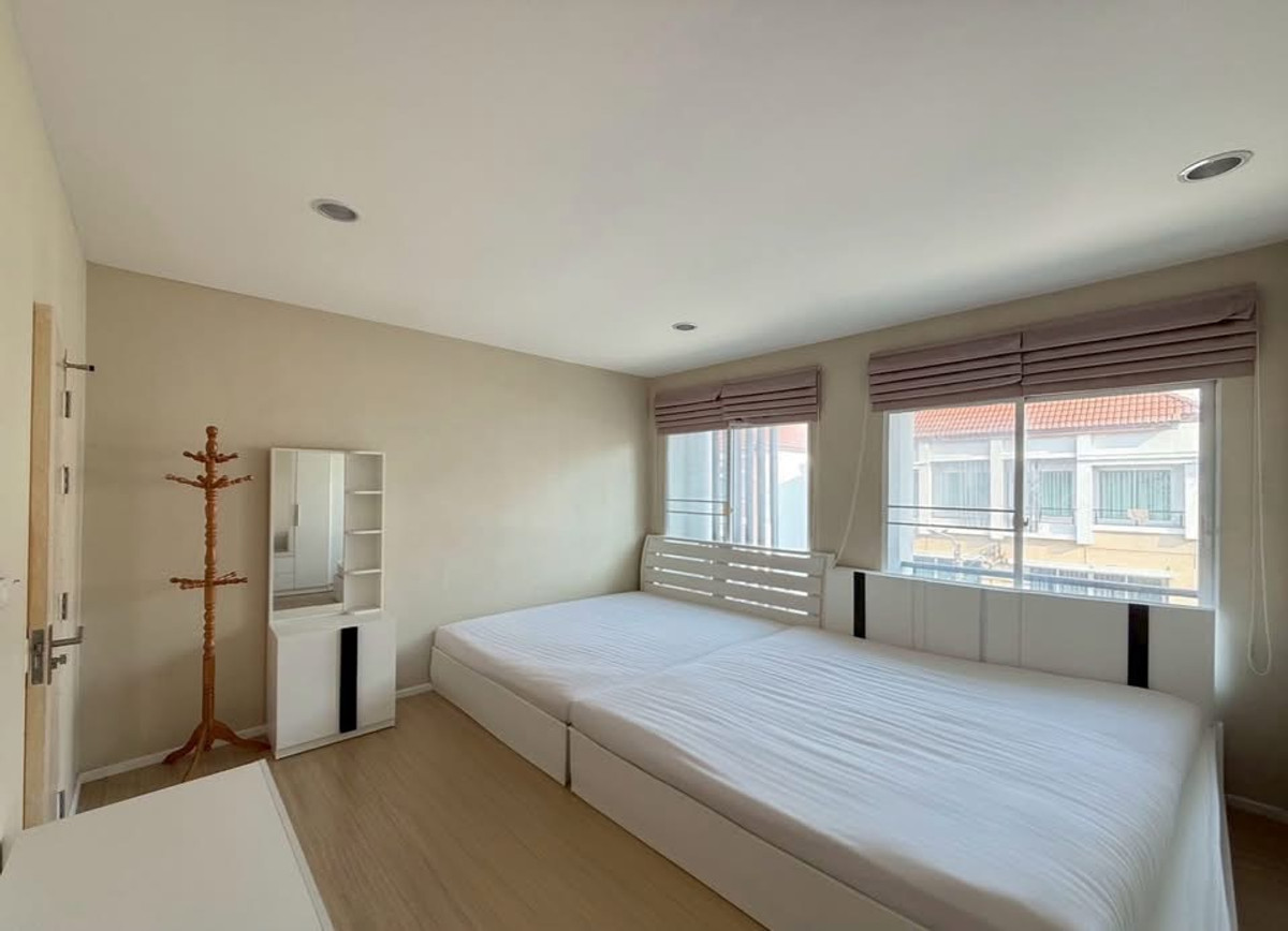 ให้เช่าทาวน์โฮมเกษตร นวมินทร์ ลาดปลาเค้า : บ้านกลางเมือง เกษตรนวมินทร์ / 3 ห้องนอน (เช่า), Baan Klang Muang Kaset Nawamin / 3 Bedrooms (FOR RENT) MNT060