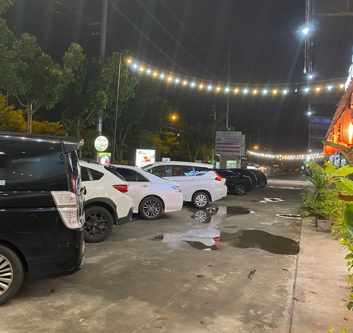 เซ้งร้านค้า/ตลาดนัดพุทธมณฑล ศาลายา : เซ้งร้าน ซูชิมั้ย ถนนพุทธมณฑล สาย 2  บ่อน้ำมันพลาซ่า ติดถนนใหญ่ มีที่จอดรถสะดวก