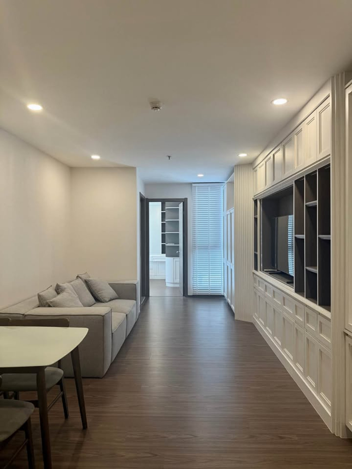 ขายคอนโดรัชดา ห้วยขวาง : BEST PRICE - FOR SALE - 1 BEDROOM 44 SQ.M- Call now 094-641-5974