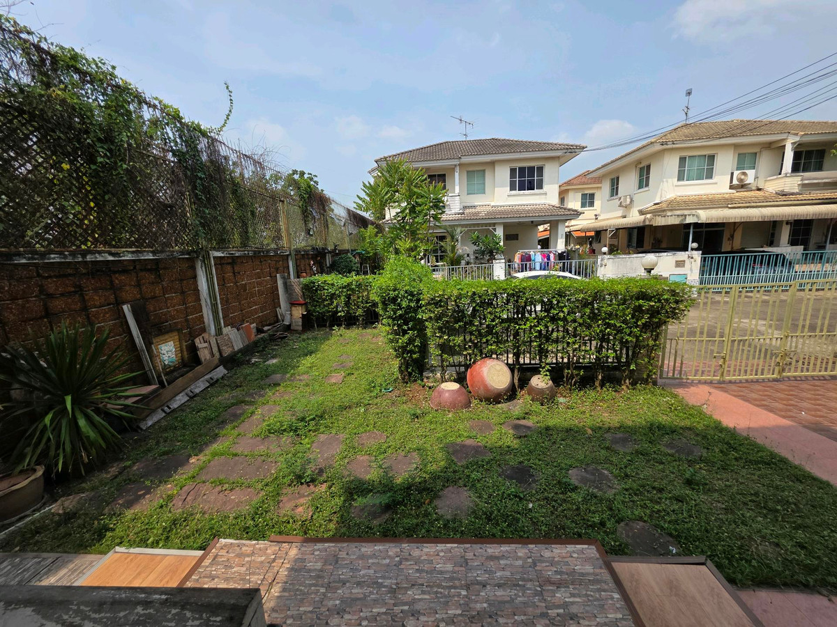 For SaleHousePathum Thani,Rangsit, Thammasat : 2-storey detached house for sale, 55 sq m, Chaiyaphruek Village 2, Tiwanon - Wongwaen, get a corner house, best price.