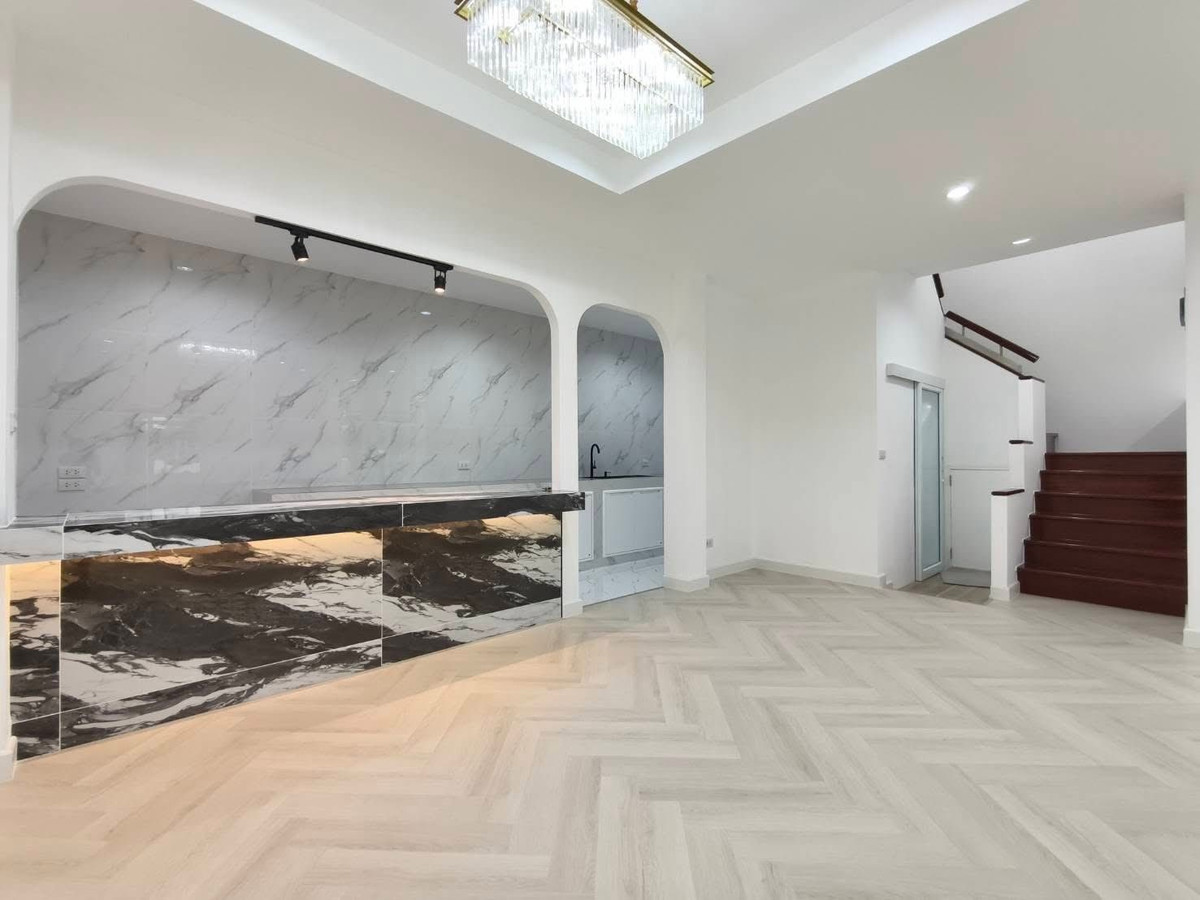 ขายบ้านลาดพร้าว101 แฮปปี้แลนด์ : หมู่บ้านวาสินี / 4 ห้องนอน (ขาย), Moo Baan Wasinee / 4 Bedrooms (FOR SALE) FAHS072