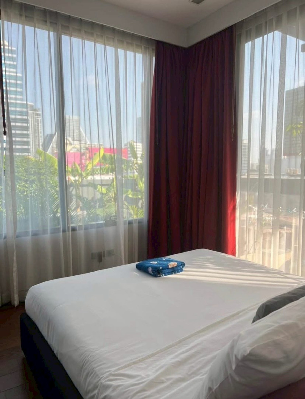 ให้เช่าคอนโดสีลม ศาลาแดง บางรัก : Luxury Condo for Rent Chong Nonsi | Pet-Friendly Luxury | Near BTS Chong Nonsi | 85,000 THB/Month | คอนโดหรูให้เช่า ช่องนนทรี เลี้ยงสัตว์ได้ หรูหรา ใกล้ BTS ช่องนนทรี 85,000 บาท/เดือน – LTH14796