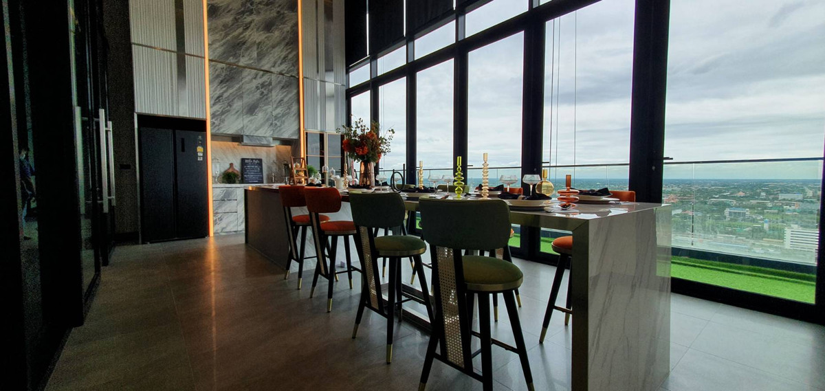 ให้เช่าคอนโดมีนบุรี-ร่มเกล้า : คอนโดให้เช่า 𝗧𝗛𝗘 𝗢𝗥𝗜𝗚𝗜𝗡 𝗥𝗔𝗠 𝟮𝟬𝟵 𝗜𝗡𝗧𝗘𝗥𝗖𝗛𝗔𝗡𝗚𝗘 1 bedroom plus 31 ตร.ม. ทำเลดี วิวพระอาทิตย์ขึ้น