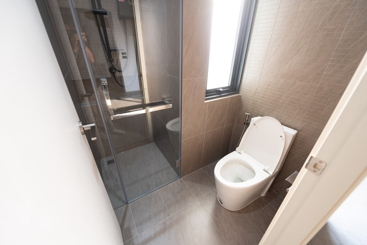 ให้เช่าอาคารพาณิชย์บางนา แบริ่ง ลาซาล : โฮมออฟฟิศ ปรับปรุงใหม่ พร้อมขาย/ให้เช่า – สุขุมวิท ย่านบางนา