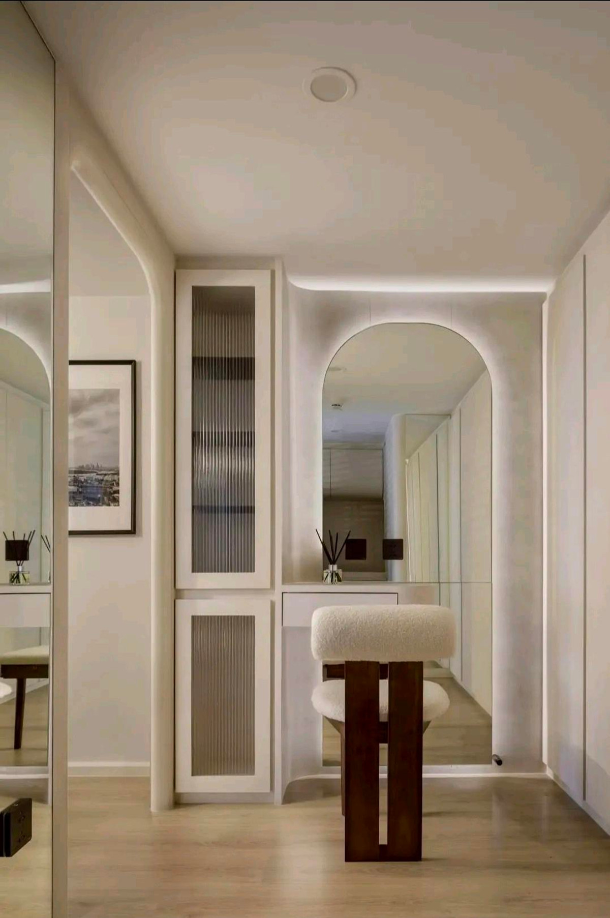 For RentCondoKhlongtoei, Kluaynamthai : (For Rent🔥) 📍 Life Rama4-Asoke | Rare 3B2B 91sq.m. with 4.4 m ceiling | Stunning Chaophraya River view🌟