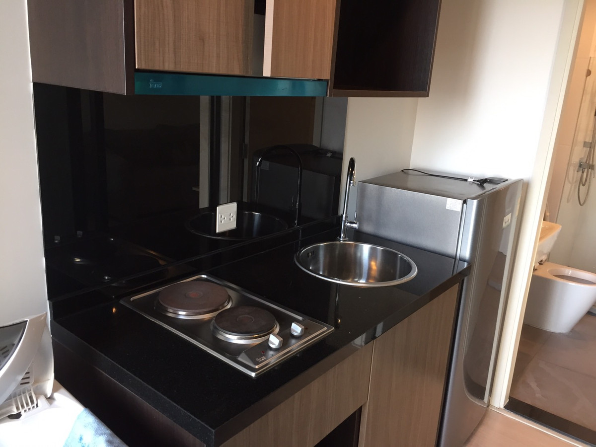 ขายคอนโดบางนา แบริ่ง ลาซาล : ปล่อยขายห้องคอนโด The Gallery ชั้นที่ 16 ขนาด 29.64 ตรม. ใกล้ BTS แบริ่ง