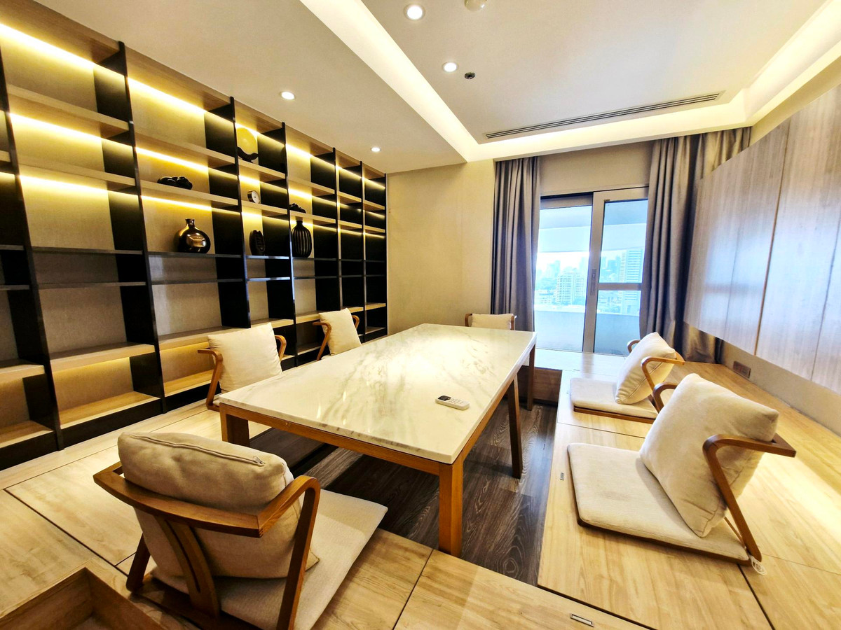 For SaleCondoSukhumvit, Asoke, Thonglor : (For Sale🔥) 📍 Le Raffine Sukhumvit24 : 3+1B5B 371sq.m. | Spacious 3 BR with private pool🌊 | 🚅 BTS Phromphong