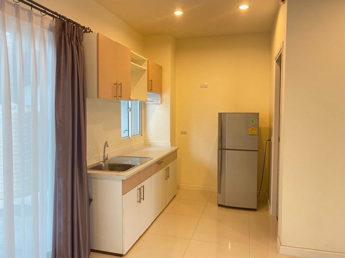 ให้เช่าทาวน์โฮมพัฒนาการ ศรีนครินทร์ : ให้เช่า ทาวน์โฮม 3 ชั้น 20.10 ตร.วา หน้ากว้าง 5.5 ตร.ม 3ห้องนอน 3ห้องน้ำ พาทิโอ พัฒนาการ 38 🔥 รับสัตว์เลี้ยง🐱💰 30,000 บาท/เดือน 