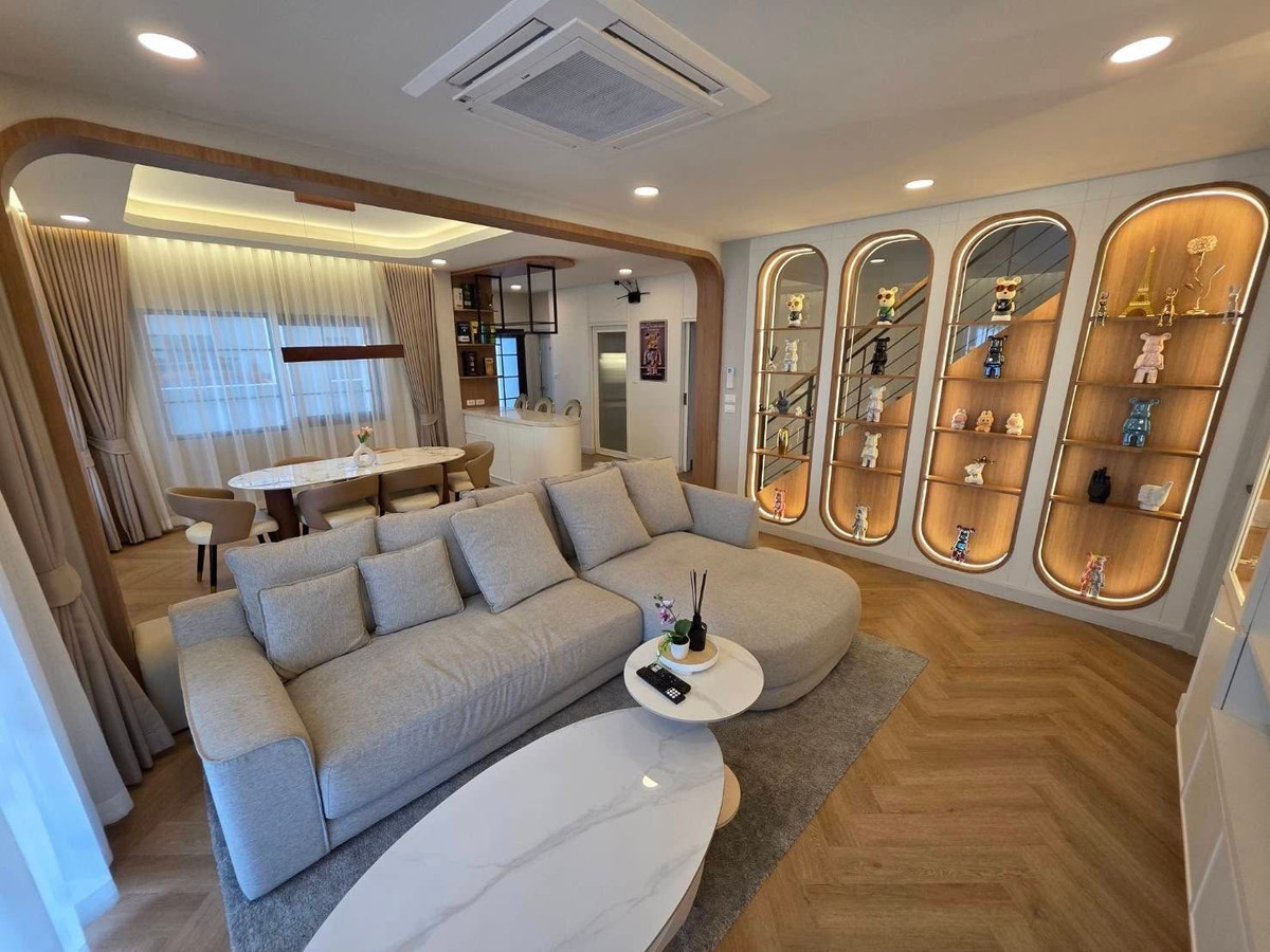 For RentHouseBangna, Bearing, Lasalle : Centro Bangna Modern Luxury House Fully Furnished near MEGA Bangna Please call: 062-496-6454