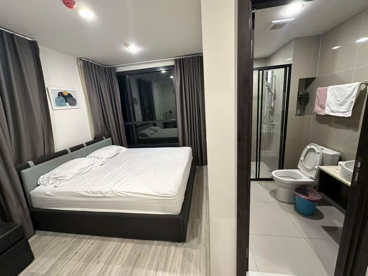 For RentCondoRatchadapisek, Huaikwang, Suttisan : XT Huai Khwang | High-End 2BR Unit Near MRT 36,000 THB / Month  Internet included 