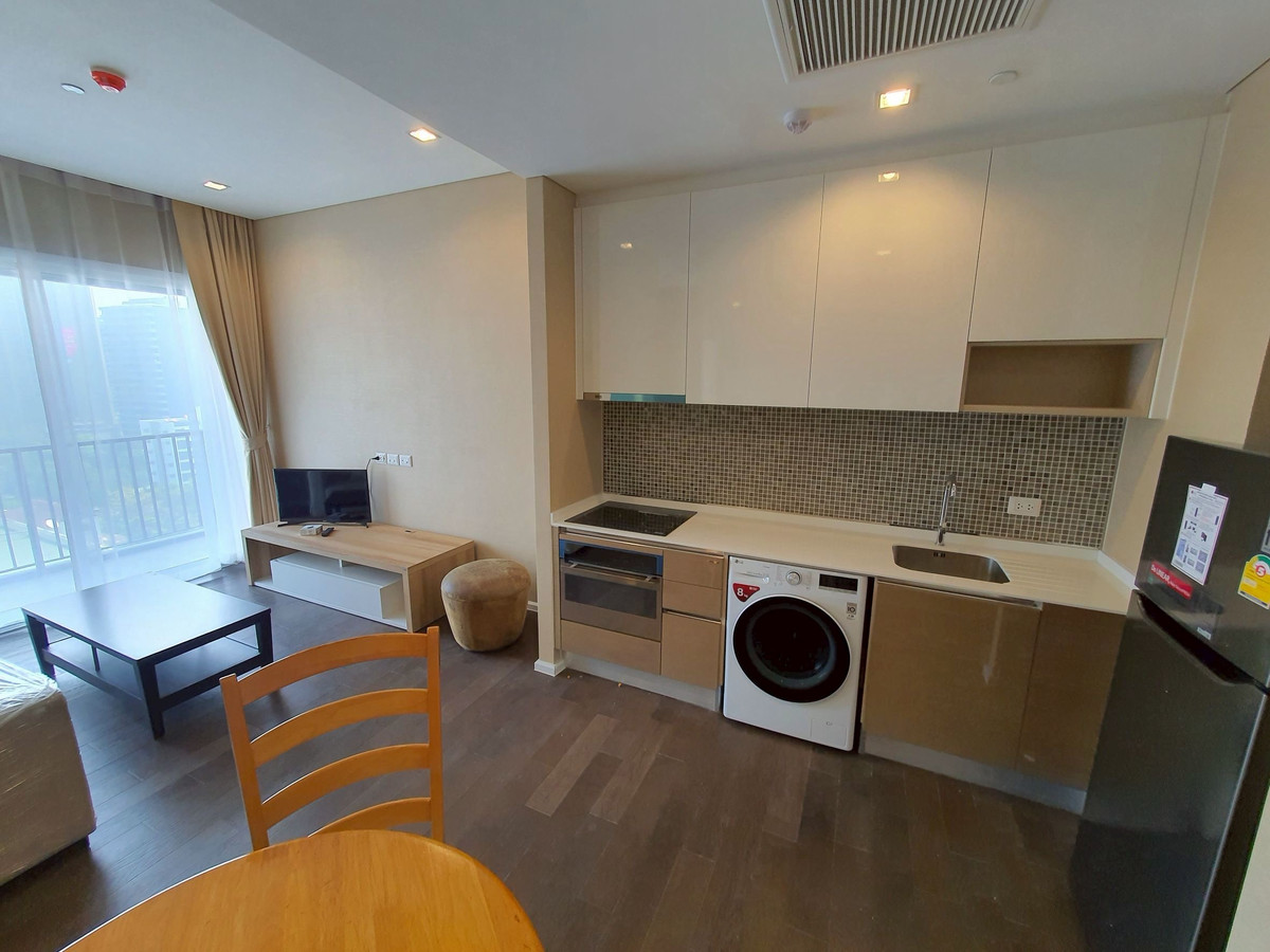 For SaleCondoLadprao, Central Ladprao : The Saint Residences / 2 Bedrooms (sold with tenant), The Saint Residences / 2 bedrooms (sold with tenant) JSMN090