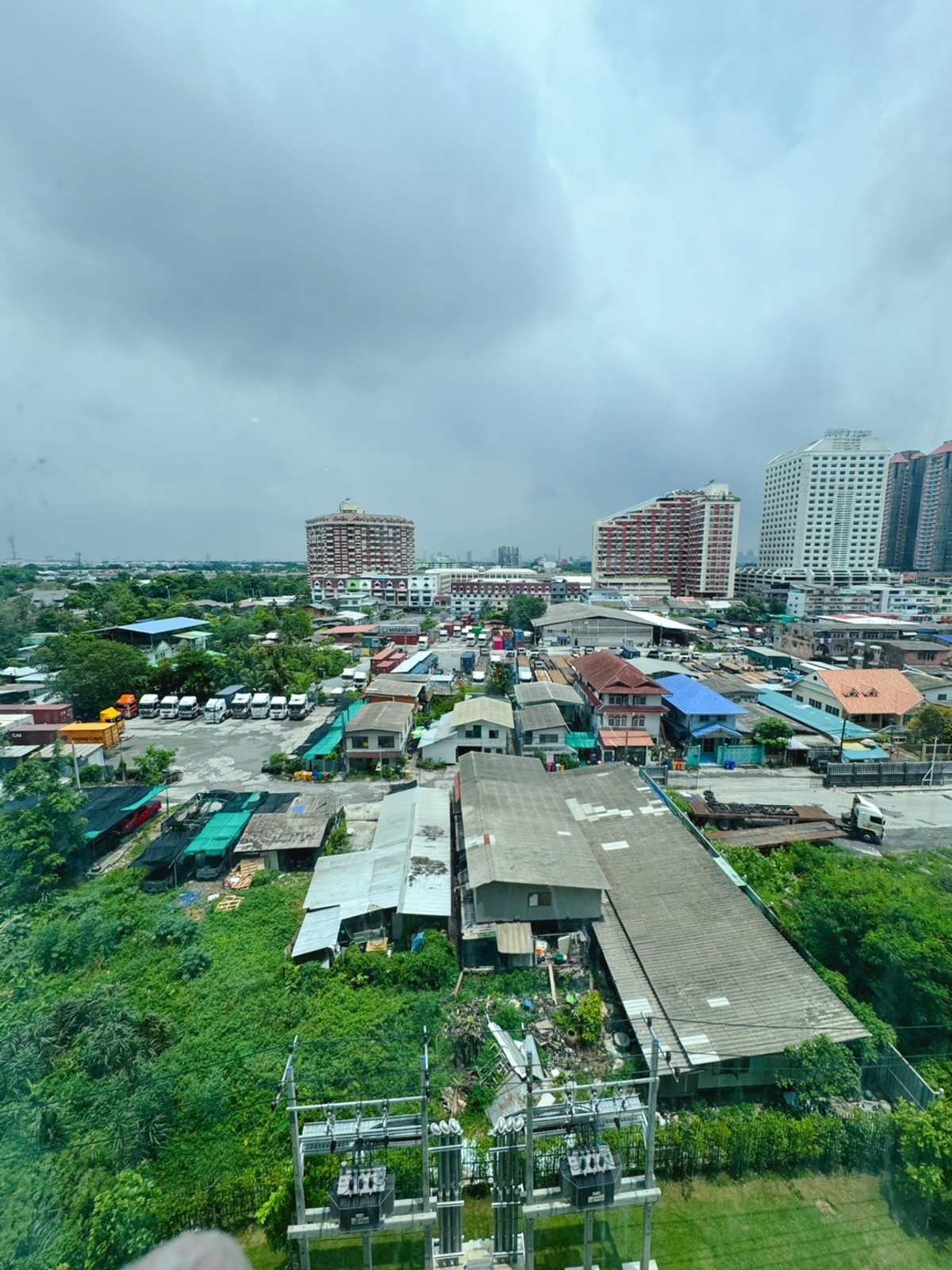 For RentCondoBangna, Bearing, Lasalle : 💥ST-7587💥Regent home bangna👉Line : @seecondo