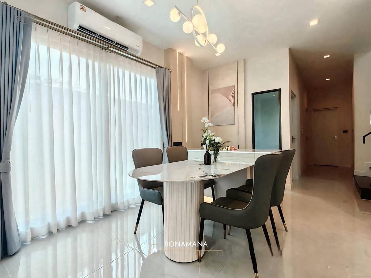 บ้านบางนา แบริ่ง ลาซาล : ขาย/ให้เช่า บ้านเดี่ยวบางนา บางกอก บูเลอวาร์ด บางนา-กม.5 