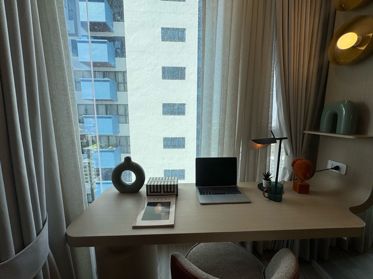 ขายคอนโดสุขุมวิท อโศก ทองหล่อ : ✨ Culture Thonglor 🚆 Only 250 meters from BTS Thonglor – easy walk!
🛏 Studio📏 26 sq.m.💰 Price: 3.99 MB
☎️Phat 064-642-8664