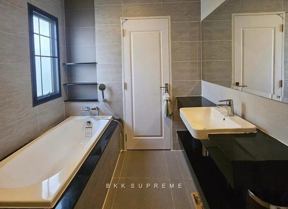 ให้เช่าบ้านพระราม 5 ราชพฤกษ์ บางกรวย : * (ให้เช่า) * บ้านเดี่ยว บางกอก บูเลอวาร์ด สาทร ปิ่นเกล้า 2 หลังมุมใน