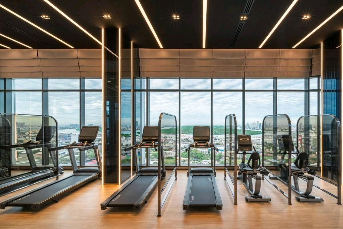 ขายคอนโดคลองเตย กล้วยน้ำไท : 2 ห้องนอน คอนโดหรู ไลฟ์ อโศก พระราม4  Call: 083-966-3665