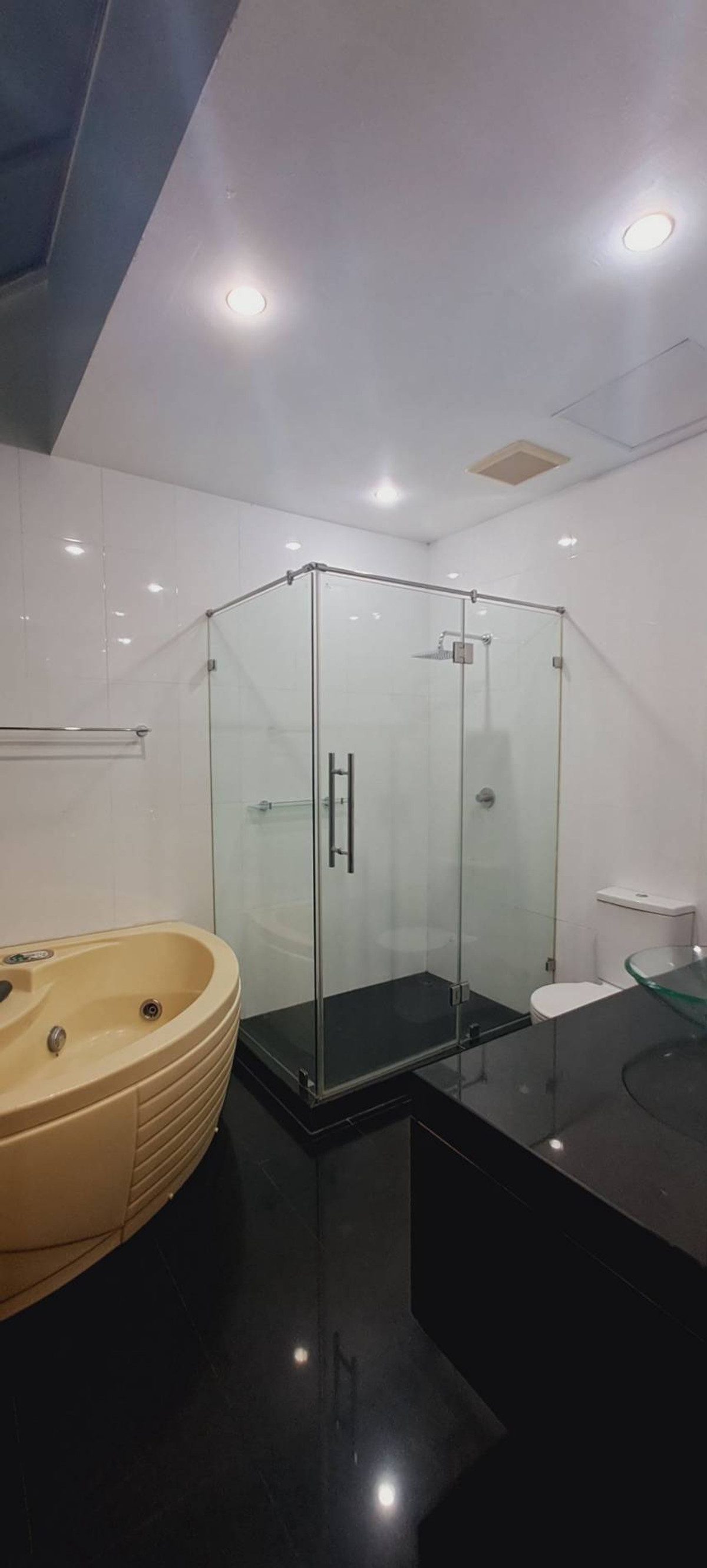 For RentHouseSukhumvit, Asoke, Thonglor : Townhome for rent at Lotus Point project, price 120,000 baht [MKh260401]