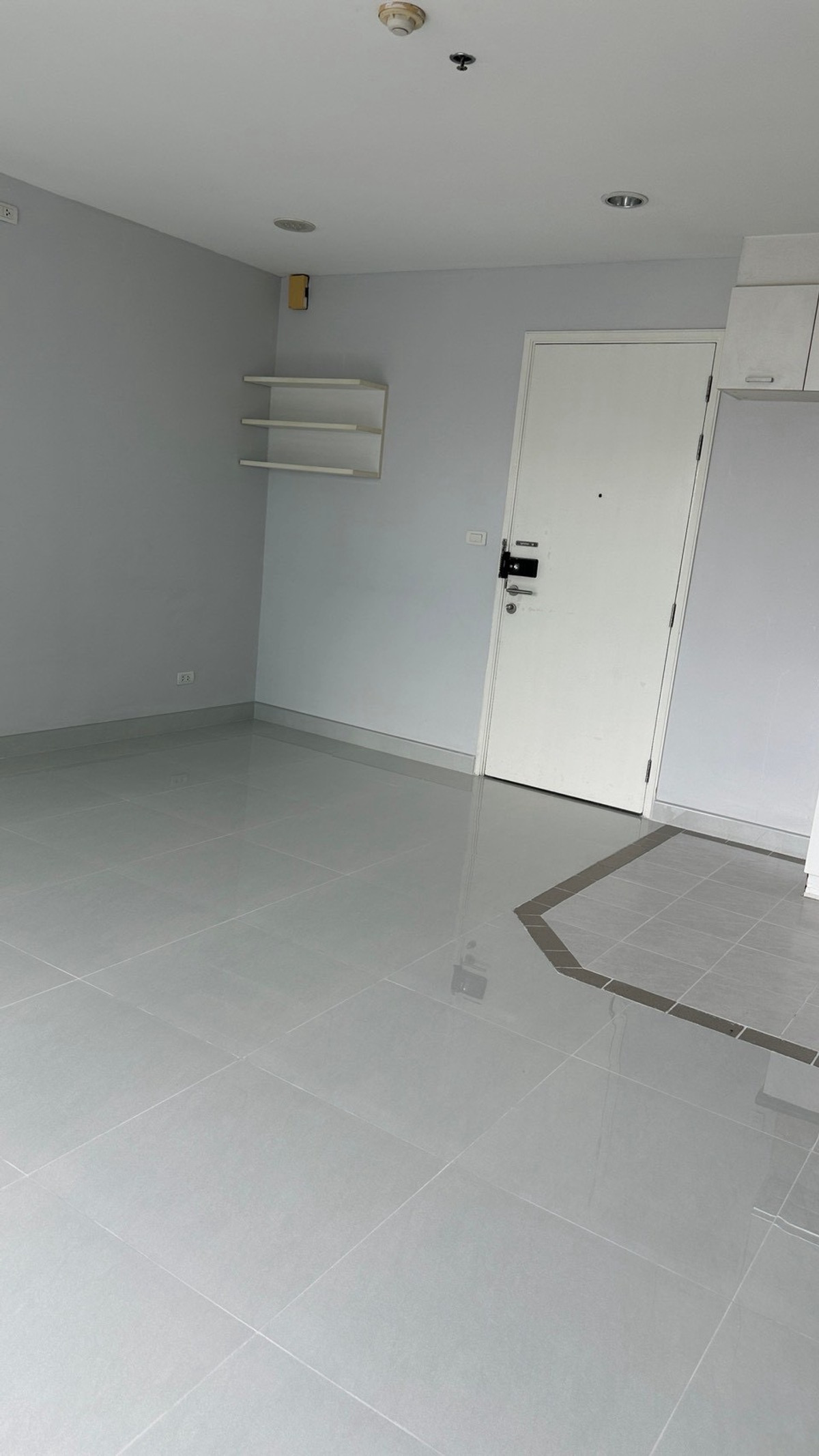 For SaleCondoOnnut, Udomsuk : 🔥 2 bedrooms near BTS Punnawithi CENTRIC SCENE SUKHUMVIT 64 — large room, very rare, make an appointment to view 063-6165390