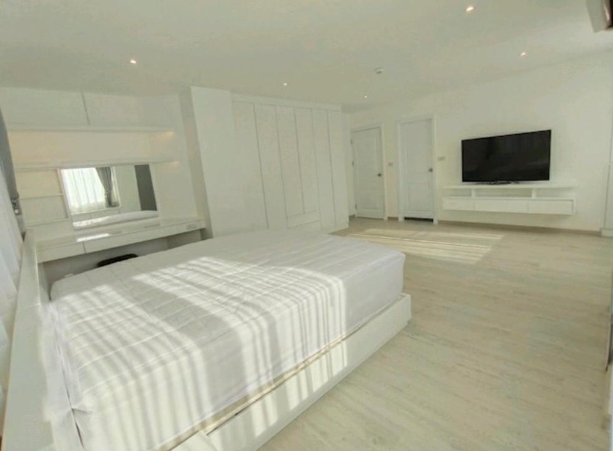 For RentCondoSilom, Saladaeng, Bangrak : 🐱🐶Pet Friendly Condo in Silom-CBD 🐱🐶