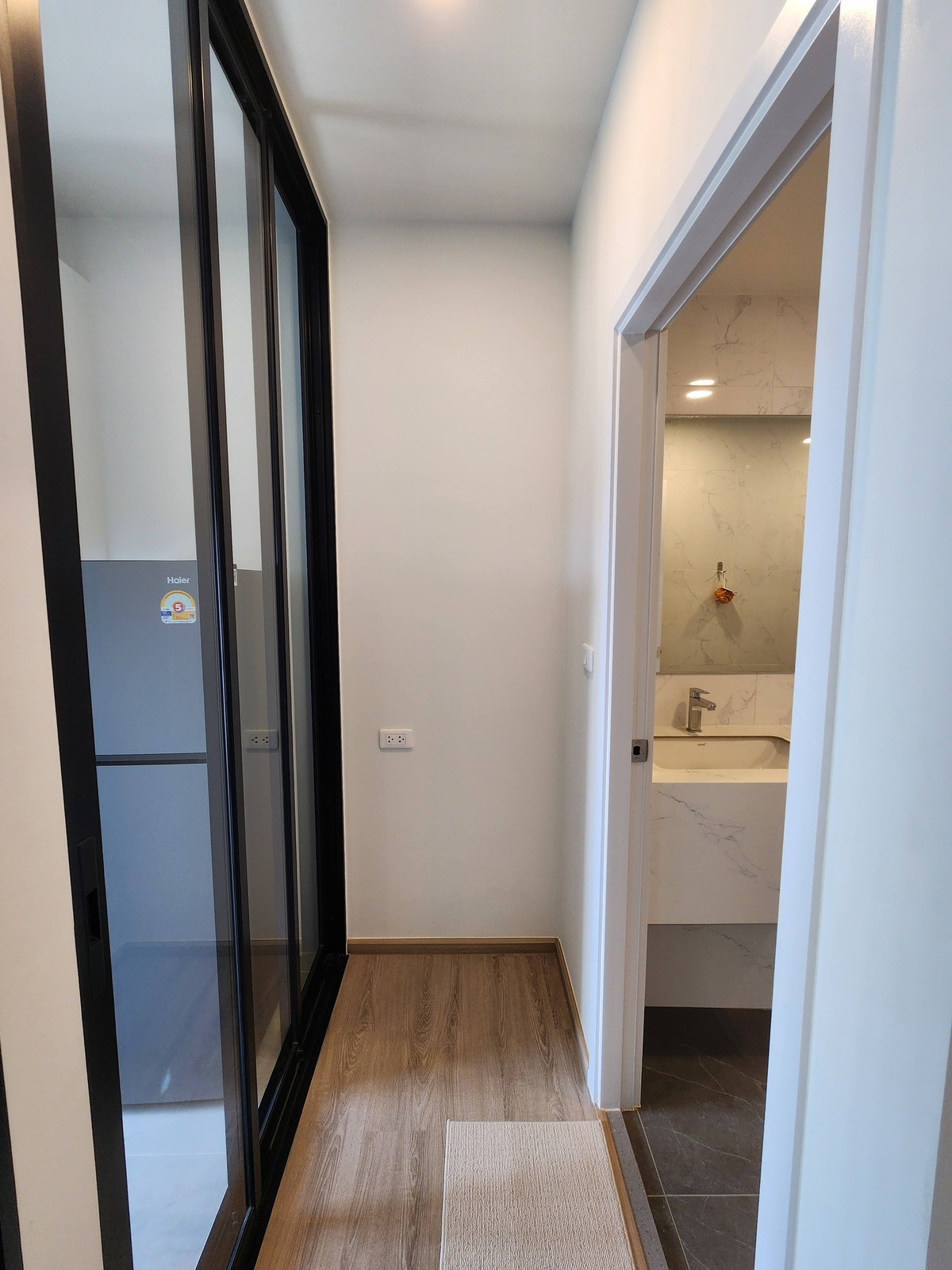 For RentCondoRattanathibet, Sanambinna : ⭐️ Origin Plug & Play Nonthaburi Station ⭐️ 1 Bedroom 27 sq m. Beautiful room with complete electrical appliances, ready to move.