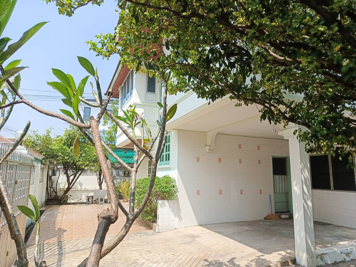 ให้เช่าบ้านโชคชัย4 ลาดพร้าว71 : ⚡ ให้เช่า บ้านเดี่ยว 2 ชั้น ซอย ลาดพร้าว วังหิน 24 ใกล้ BTS ขนาด 79 ตร.ว. ⚡