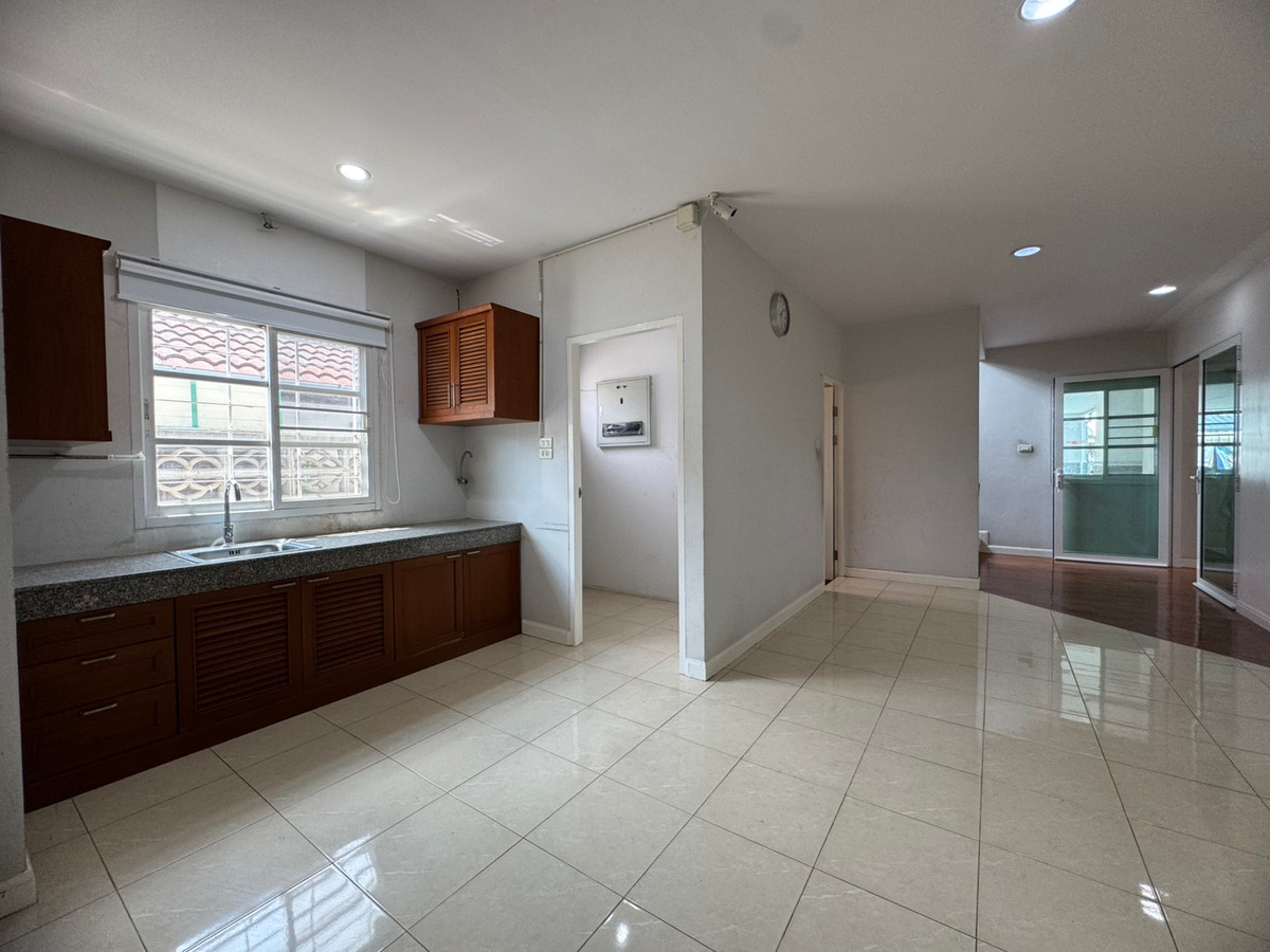 ให้เช่าบ้านโชคชัย4 ลาดพร้าว71 : ให้เช่าบ้านเดี่ยวซอยโชคชัย4 บ้านเช่าสวยราคาดี (N.2020)