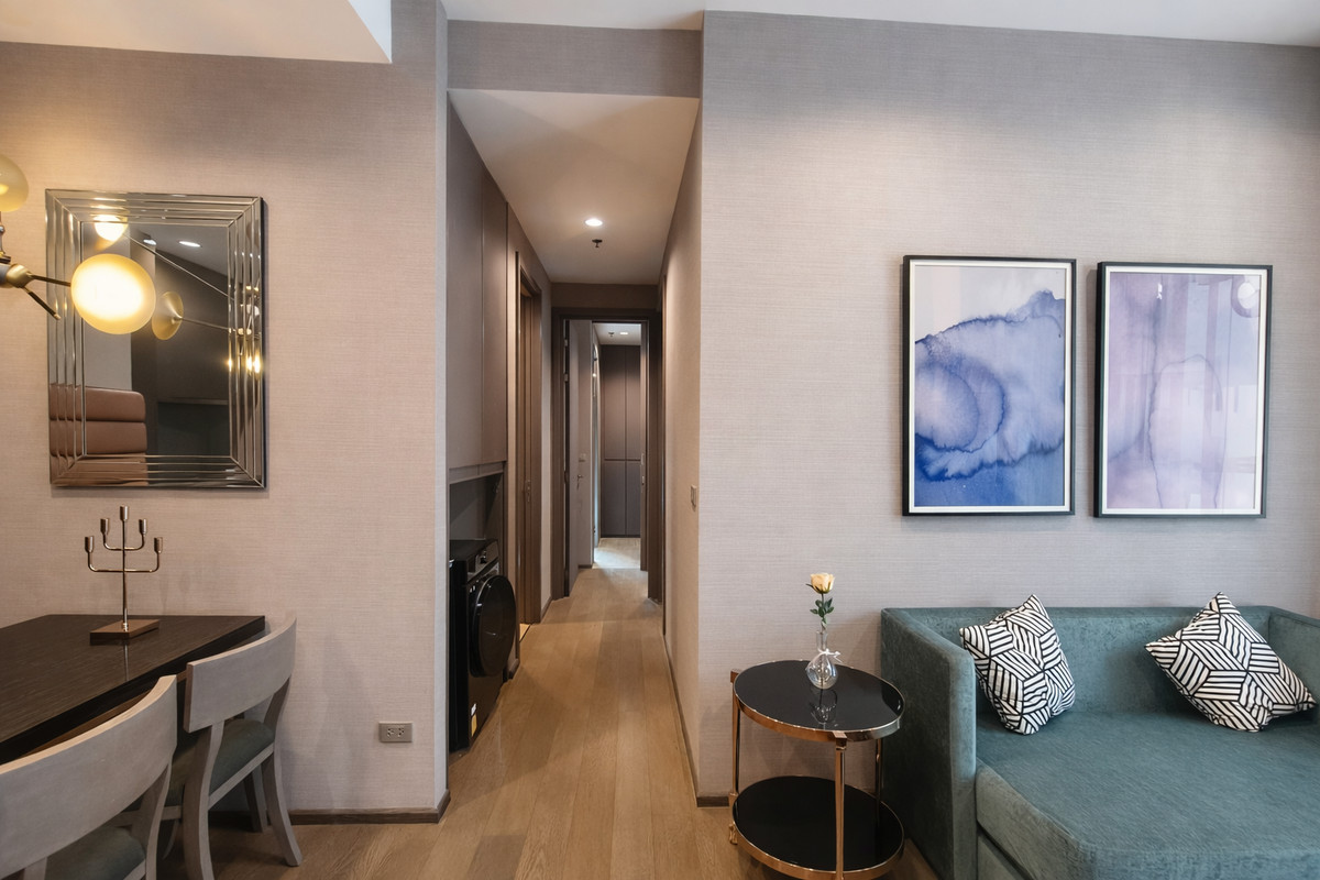 ขายคอนโดสาทร นราธิวาส : ขายด่วน The Diplomat Sathorn ห้องใหญ่ 2 ห้องนอน สุดพรีเมียม แต่งครบ พร้อมอยู่ นัดหมายเข้าชมทัก 063-616-5390