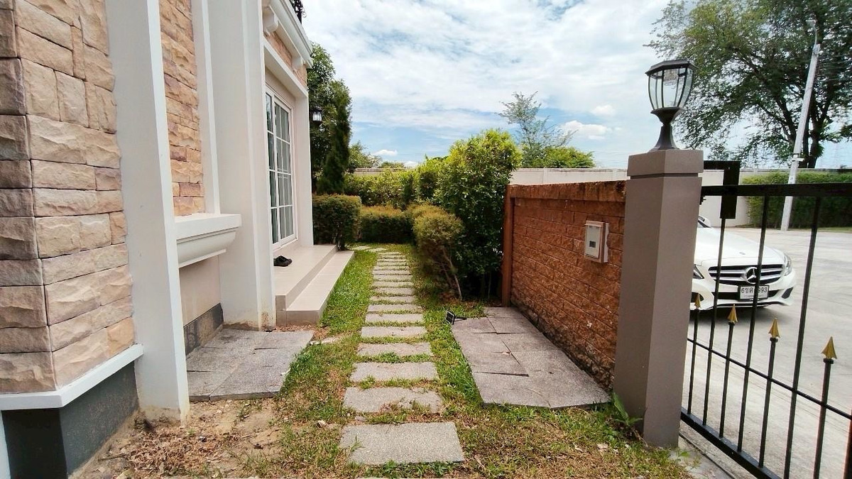 HouseBang kae, Phetkasem : 🏡✨ FOR SALE / RENT – Neo Home Bangkae (Largest Corner Unit in the Project) ✨🏡