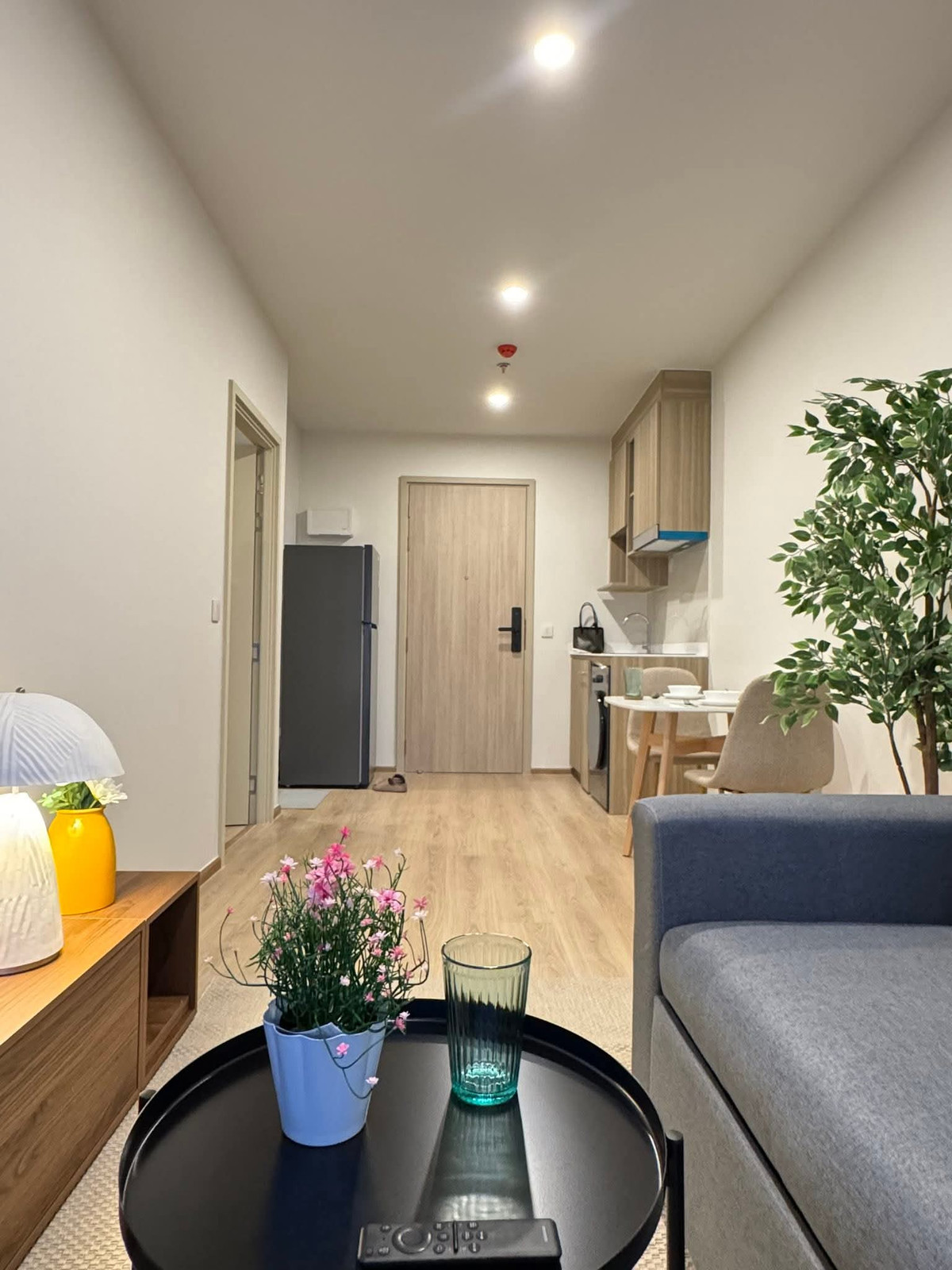 ให้เช่าคอนโดคลองเตย กล้วยน้ำไท : 💥CP-10555💥ว่าง ให้ เช่า ไลฟ์ พระราม 4 - อโศก👉แอดไลน์ @luxeliving 