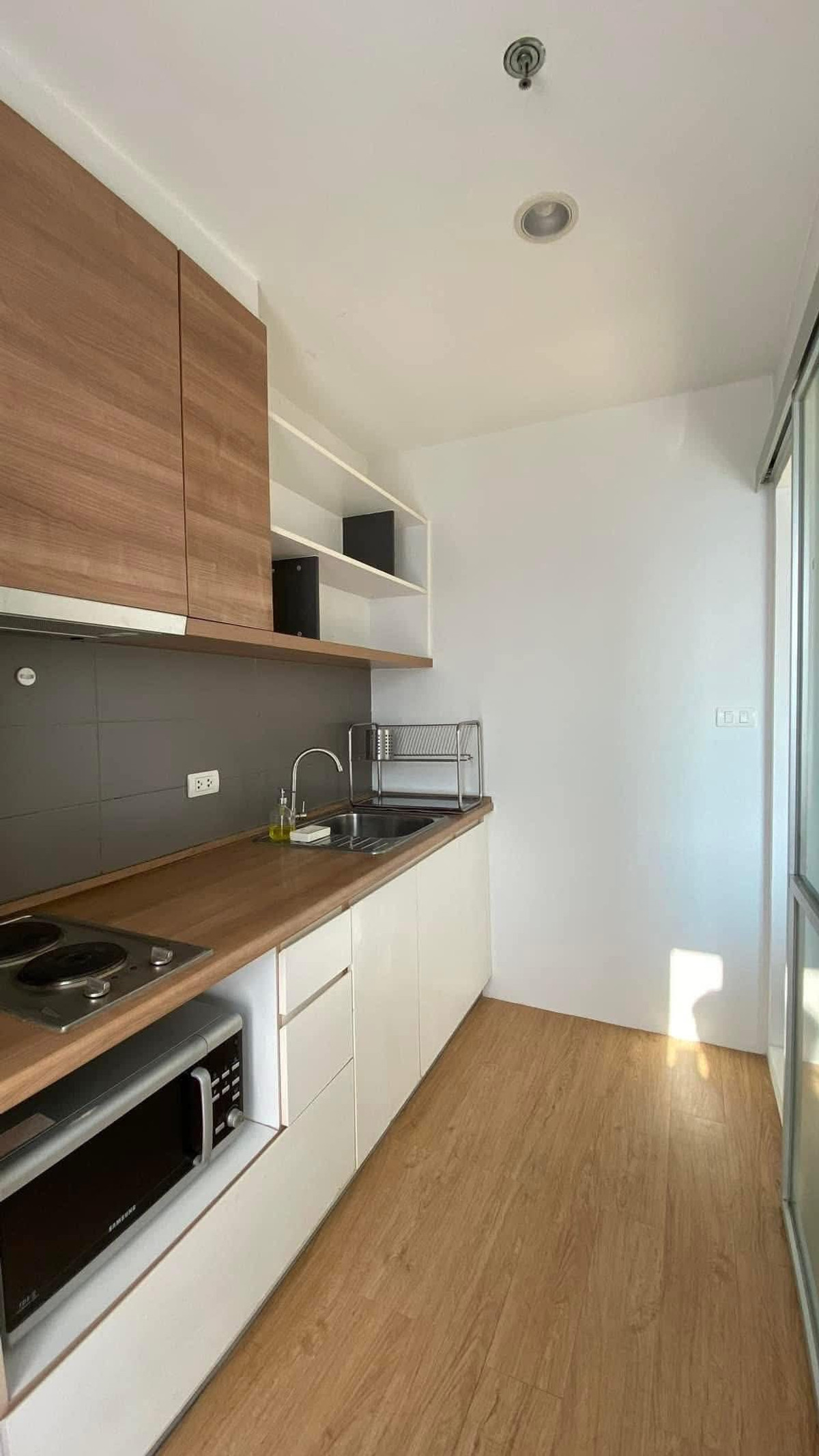 For RentCondoPattanakan, Srinakarin : Condo for rent U Delight Residence Phatthanakan-Thonglor (corner room) Sukhumvit 71, fully furnished, ready to move in.