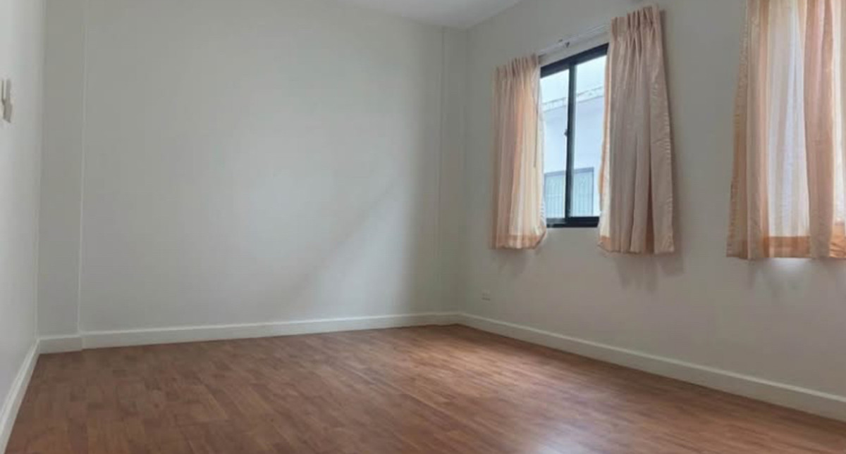 For RentTownhomePattanakan, Srinakarin : Townhome for rent, Time Home Rama 9 - Hua Mak, near The Mall Bangkapi and Rajamangala Stadium.