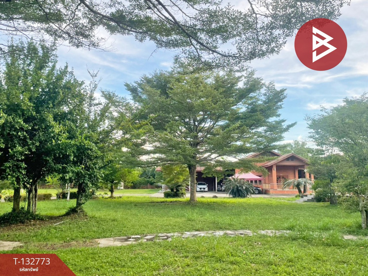 ขายบ้านจันทบุรี : ขายบ้านเดี่ยวพร้อมที่ดิน เนื้อที่ 2 ไร่ 2 งาน 52.1 ตร.วา วัดใหม่ จันทบุรี ติดริมน้ำ