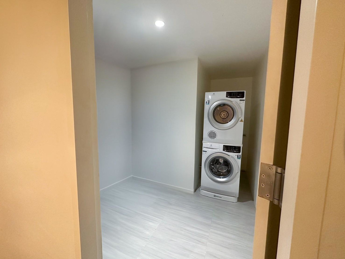 For RentCondoSukhumvit, Asoke, Thonglor : 💎 GT16211 | Condo D.S. Tower 2, convenient travel, has a shuttle, big, beautiful room, fully furnished. Ready for rent and sale!!