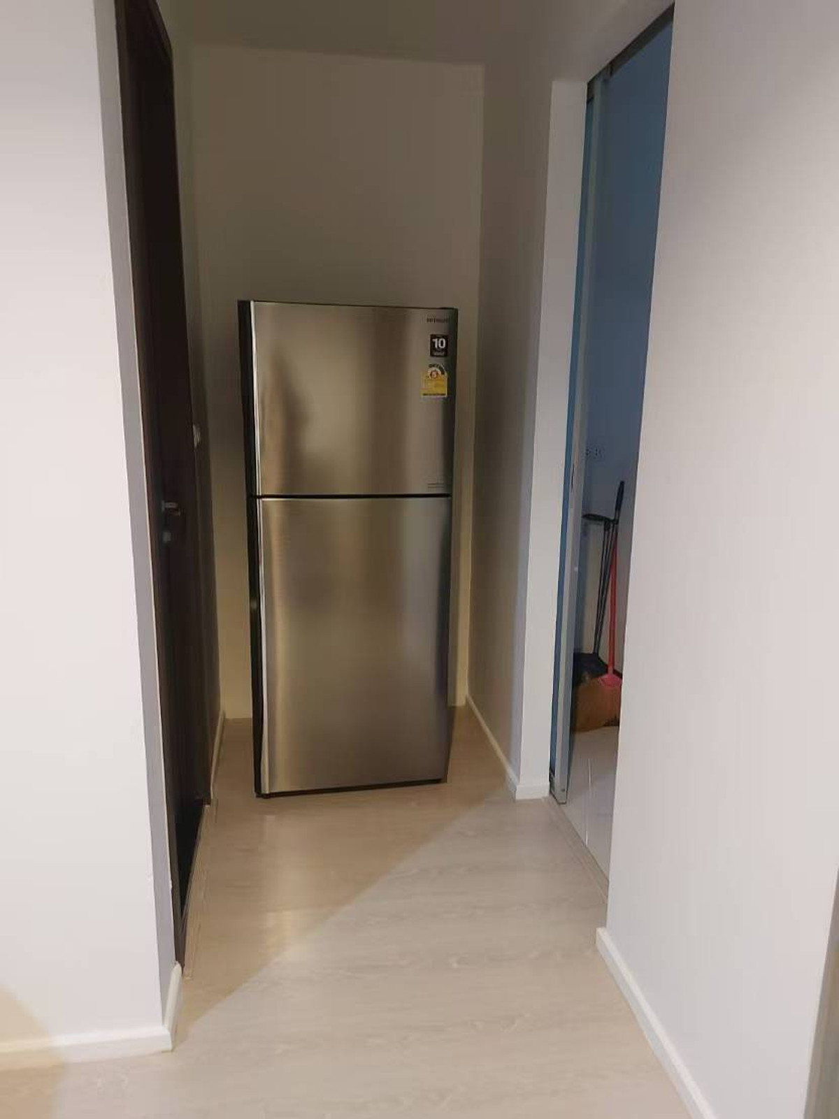 For RentCondoSathorn, Narathiwat : For rent, Rhythm Sathorn Narathiwat, north side, beautiful view, 38 sq m, 18,000, no negotiation, minimum 1 year, contact Line ID jubilojoy1, ready to move in 15 April.