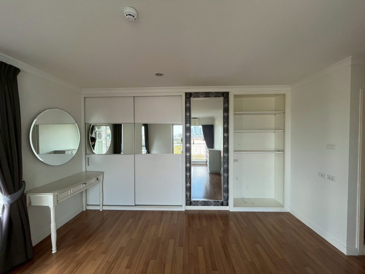 For SaleCondoRama9, Petchburi, RCA : Lumpini Place Rama 9 - Ratchada / 2 Bedrooms (FOR SALE), Lumpini Place Rama 9 - Ratchada / 2 Bedrooms (For Sale) TARN315