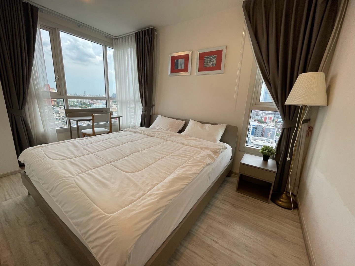 ให้เช่าคอนโดรัชดา ห้วยขวาง : 2 Bed XT HUAIKHWANG Ready to move in