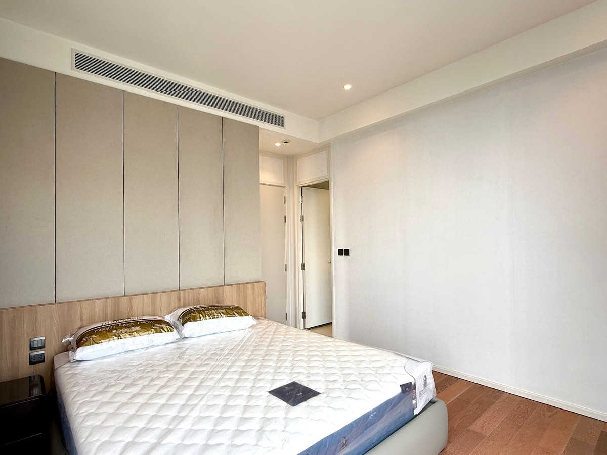 For RentCondoWitthayu, Chidlom, Langsuan, Ploenchit : 2 bedroom condo, beautifully decorated, ready for rent in Soi Tonson, Lang Suan area. Near Lumphini Park