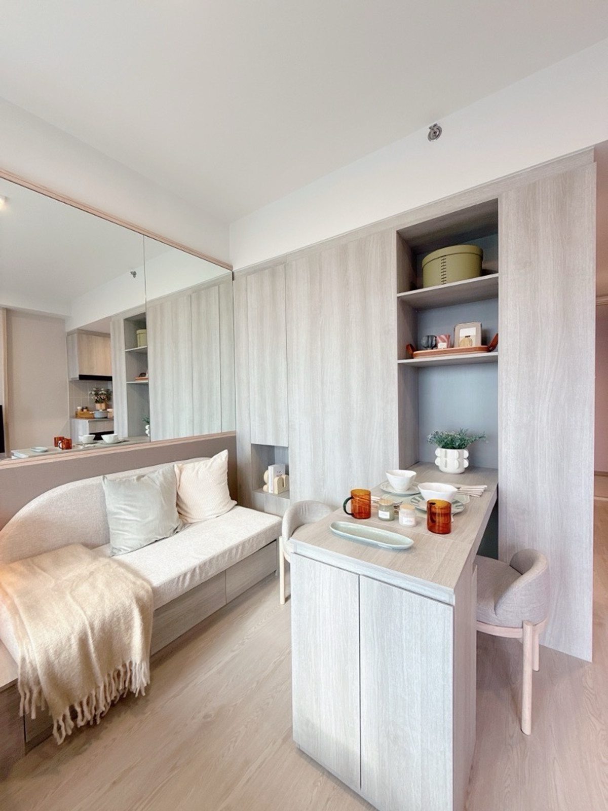 For SaleCondoKasetsart, Ratchayothin : 𝐂𝐎𝐁𝐄 Kaset Sripatum 𝐅𝐑𝐄𝐄 down payment 𝐎 baht, installments 𝟗,𝟓𝟎𝟎/month, new room from the project, best price.