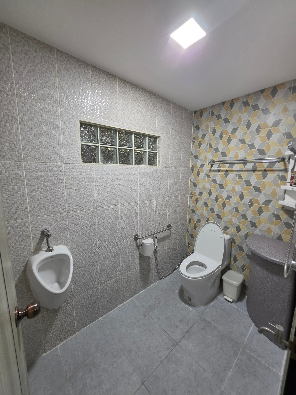 ขายทาวน์โฮมปิ่นเกล้า จรัญสนิทวงศ์ : หลังมุม 35ตรว 3นอน3น้ำ ทาวน์โฮม 2 ชั้น อิ่มอัมพร 1 จรัญสนิทวงศ์ 13